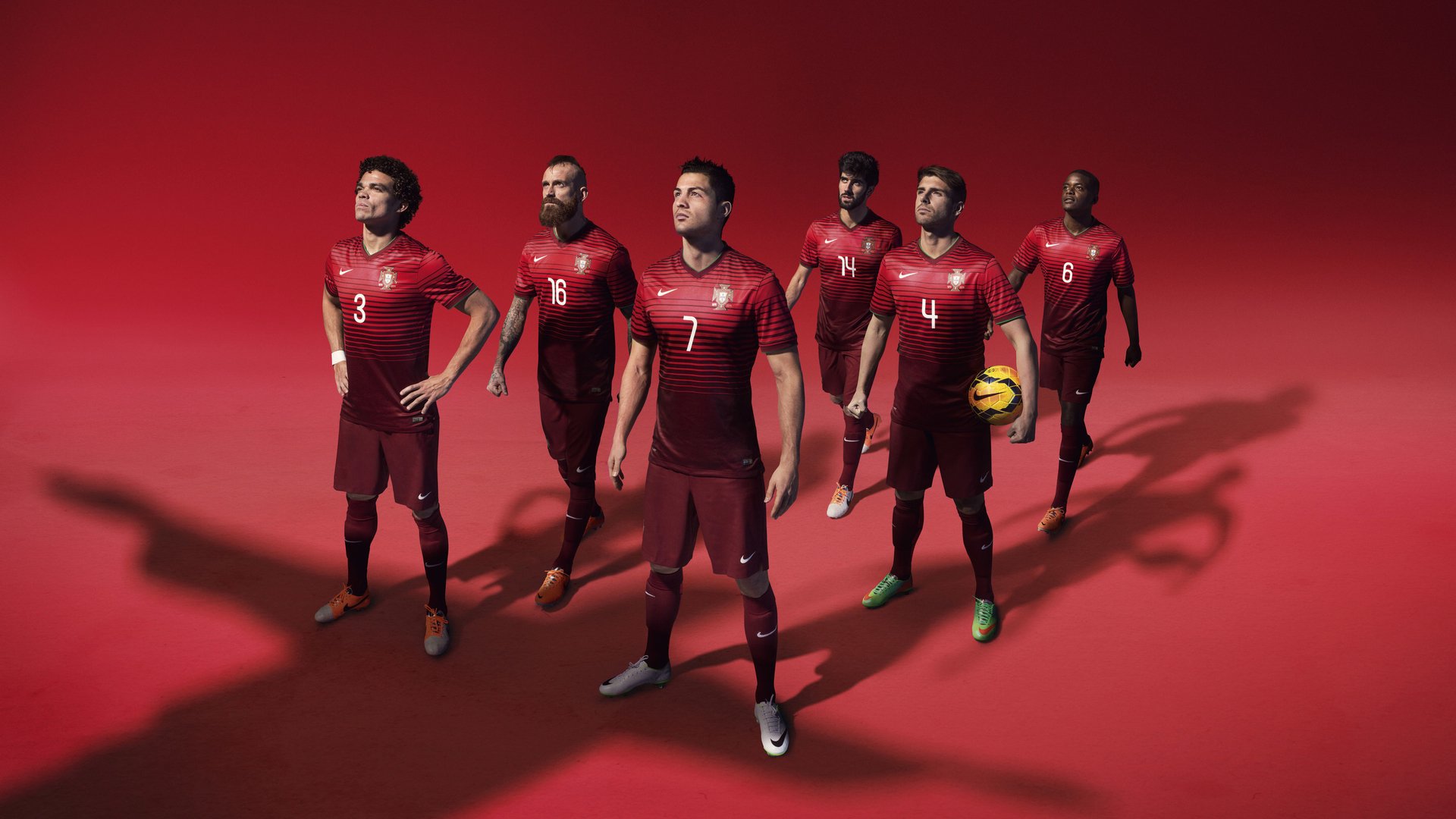 波兰险胜苏格兰，晋级淘汰赛资格在望，波兰落选赛